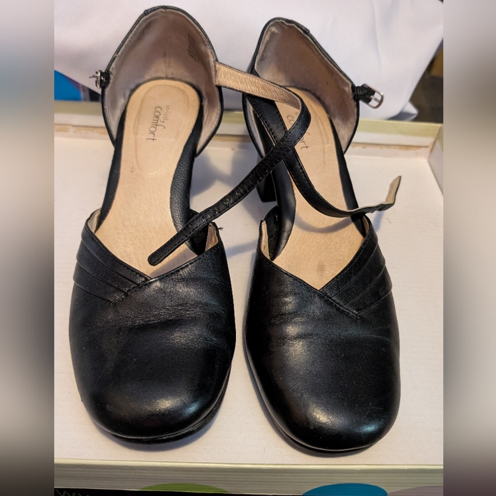 Elegant Black Leather Heels by